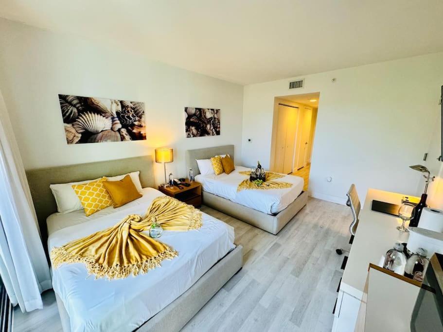 Apartment Beachwalk & Hallandale Beach